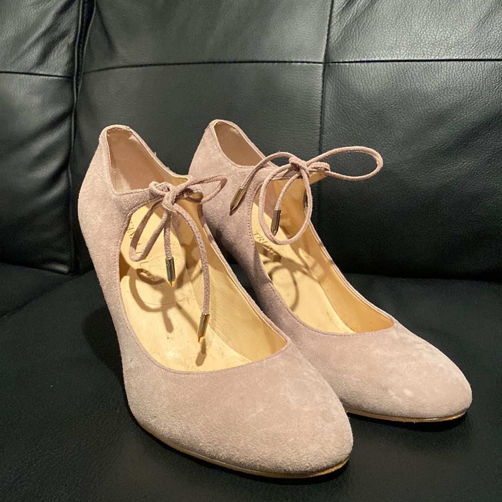 IVANKA TRUMP HEELS